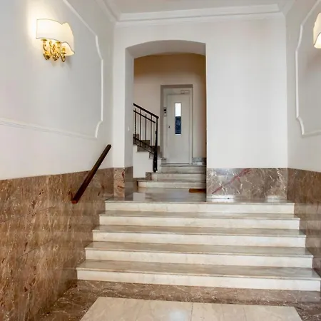 Alberto Vatican House-3